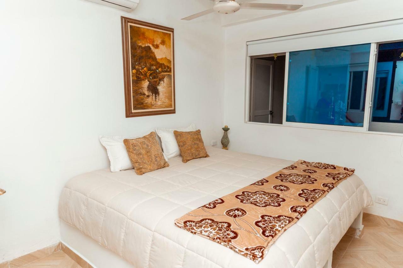 Hotel Palmera Beach Cartagena Exterior photo